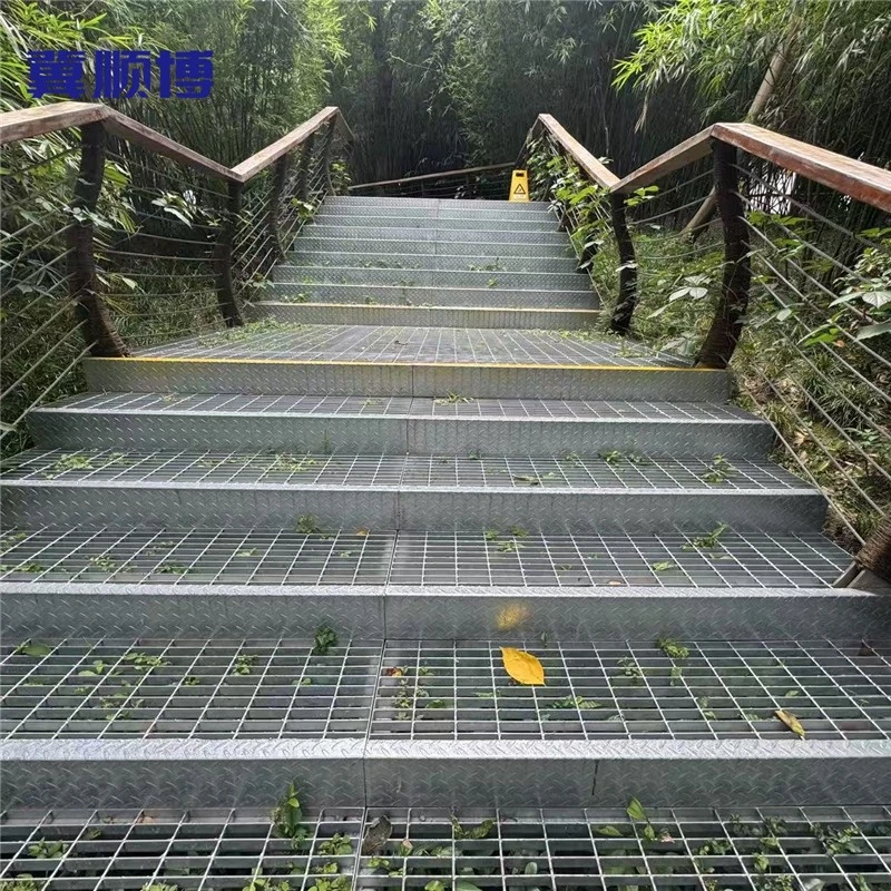 2-park walkway grating